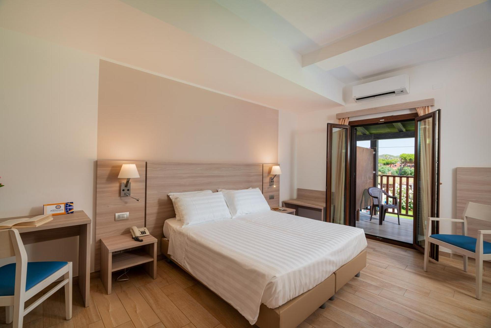 Suite Junior con vistas laterales al mar