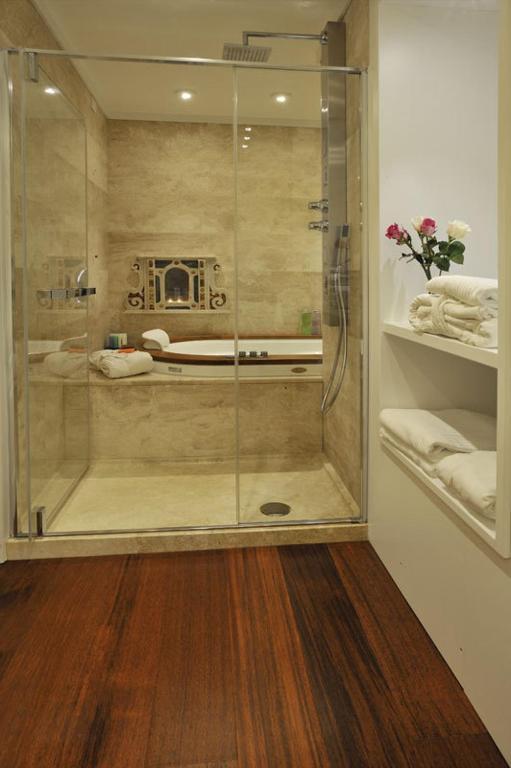 Suite Superior con Terrazza e Vasca Idromassaggio